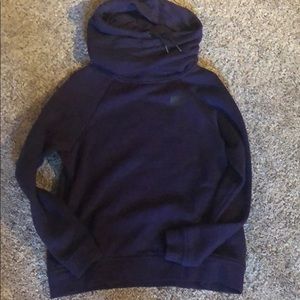 Nike’s women pullover